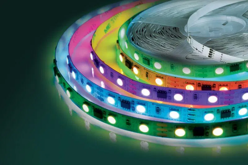 Лента светодиодная DSL-006 18LED/м RGB (уп.20м) Camelion 15684