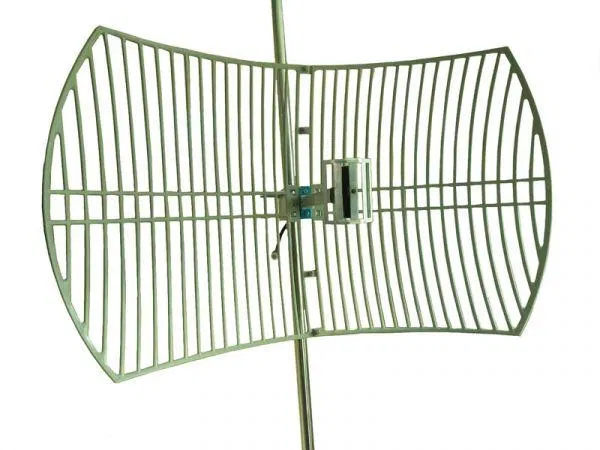 Антенна внешняя направленная ANT24-2100/C2A 21 dBi (кабель и модуль грозозащиты не входят в комп. поставки) D-Link 1853609