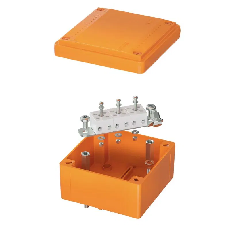 Коробка ответвительная FS 100х100х50мм IP56 5п 450В 10А 6кв.мм с гладкими стенками и клеммниками пластик. DKC FSB10506
