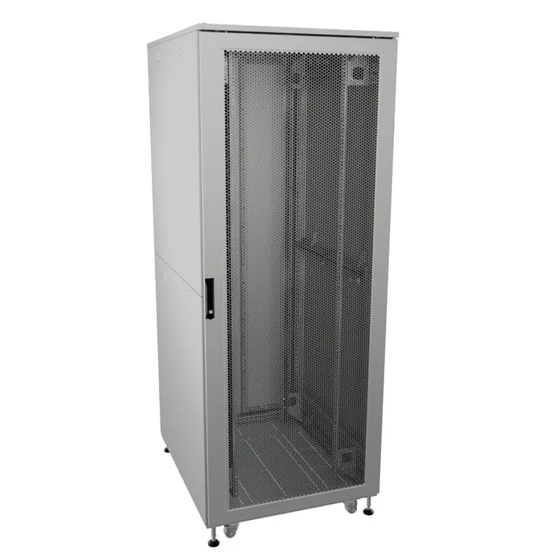 Шкаф напольный разобранный 19'' IT-CQE-N 47U 600x600мм, крыша с вырубкой, дверь перф. и перф., двойные боковые панели, серый RAL7035 R5ITN47606FP1P1SG DKC