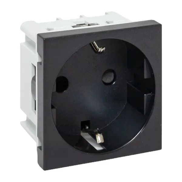 Розетка 45x45 с зазем., с защ. шторками, 90 градусов, черная, матовая EKF E2MR16-028-30