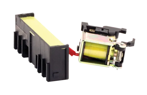 独立脱扣器 (SHT) 用于 ВА-99М 100 AC 400В 左侧带接线端子排 EKF mccb99m-a-020-l