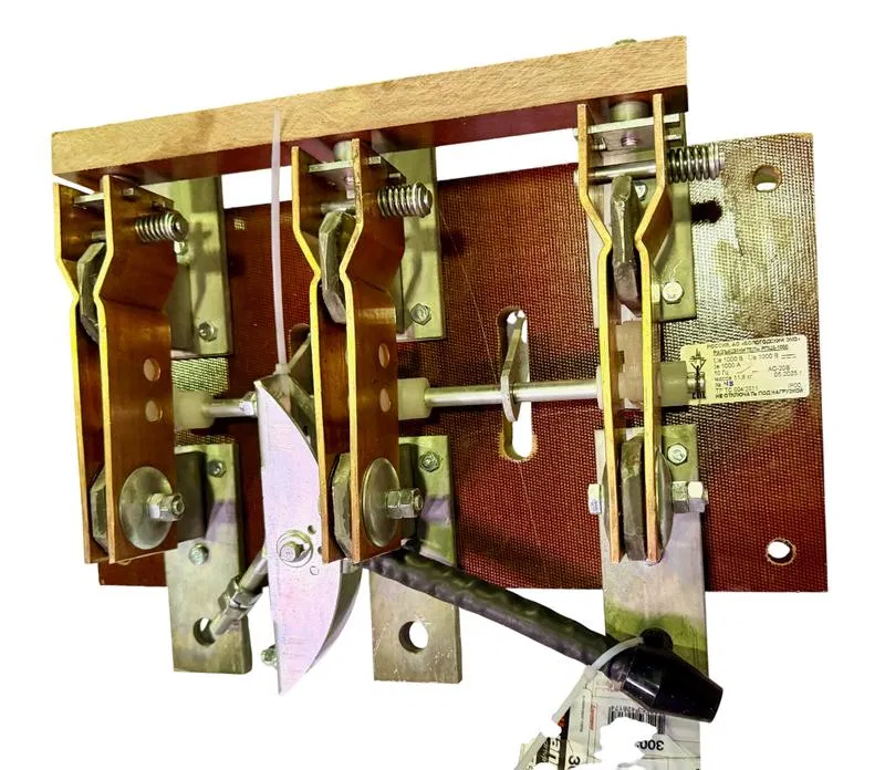 Рубильник РПЦ-5 1000А Электрофарфор ЦБ-00001219