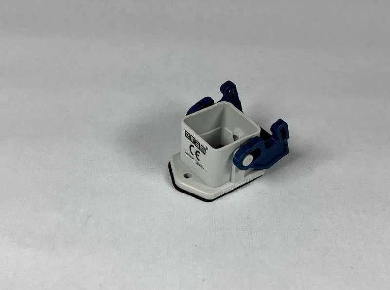 Корпус пластмассовый для панели EMAS EBP05GM41