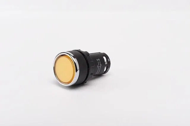Кнопка нажимная моноблочная 22мм IP 40 1НО+1НЗ EMAS MB102DS