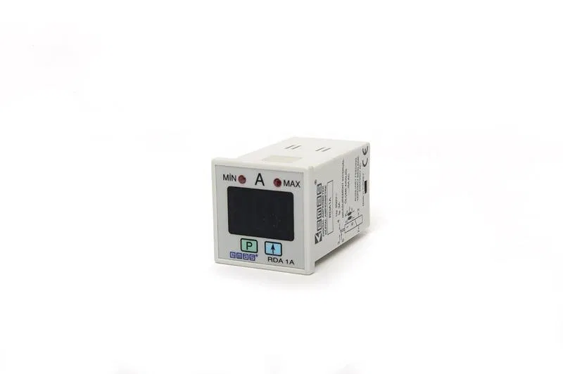 Амперметр цифровой программируемый 1- 1000А 230В (1 перекл. контакт) EMAS RDA1A