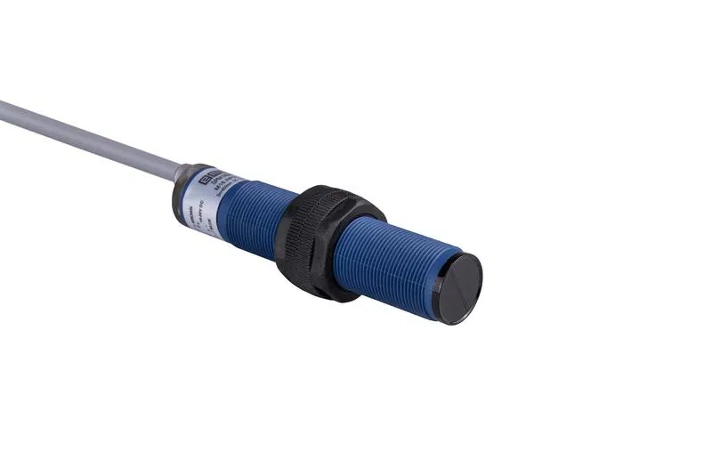 Переключатель фотоэлектрический провод 18мм NPN 1НО+1НЗ EMAS SPM18DP4EC2