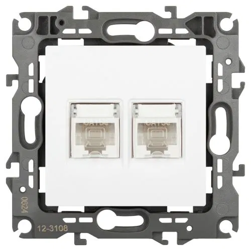 Розетка компьютерная 2-м Эра12 12-3108-01М 2XRJ45 бел. матов. Эра Б0065686