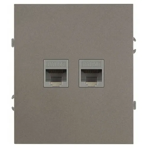 Розетка информационная 2-м СП Arktik RJ45 16А IP20 250В титан Эра Б0070490