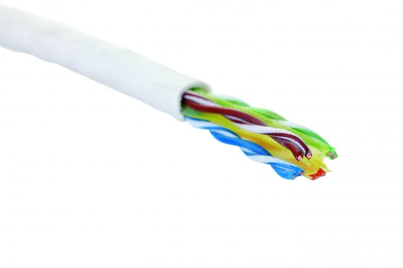 Кабель U/UTP кат.6 4 пары 24 AWG нг(А)-HF Slim Line внутр. прокладки бел. (кор.) Eurolan 19C-U6-27WT-B305