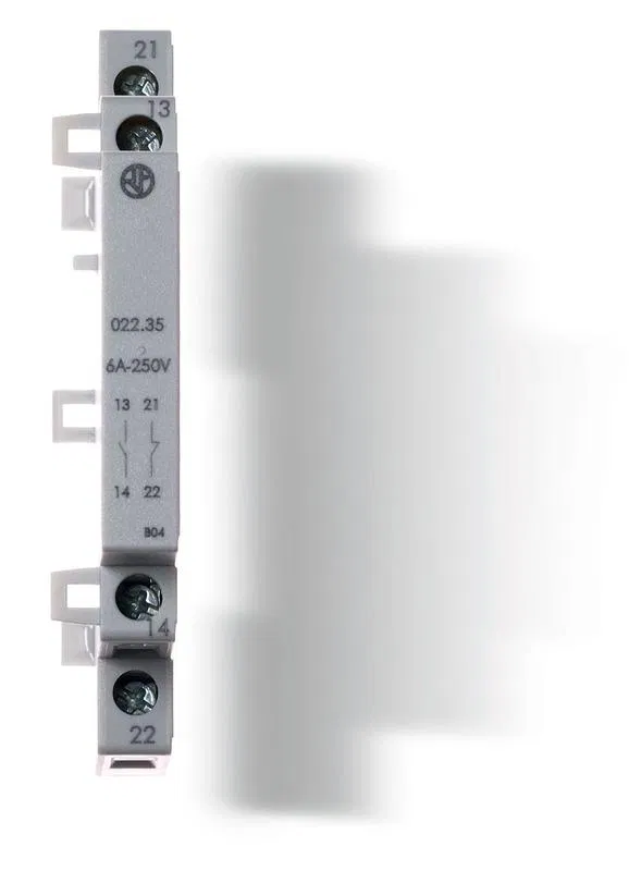 用于 22.32 22.34 的辅助触点模块 1NO + 1NC 6A FINDER 02235