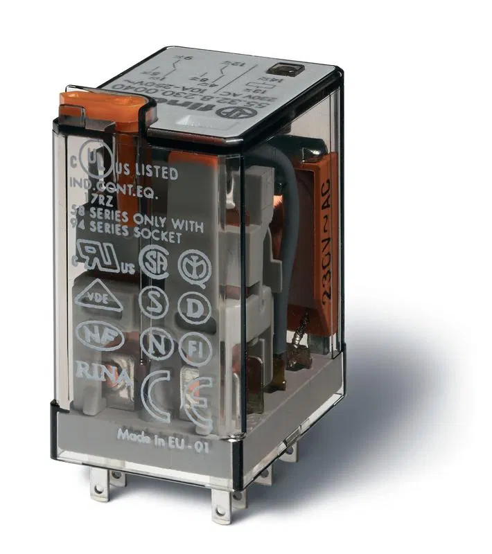 Universal miniature electromechanical relay plug-in 2CO 10A AgNi+Au 24V DC RTI options: test button + mech. indicator + LED + diode FINDER 553290245094