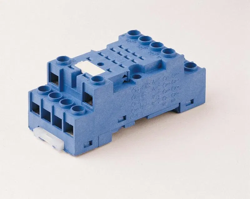 Socket with screw terminals (for washer) for relay 55.33, timer 85.03, modules 99.01, includes metal clip 094.71, blue FINDER 9473SMA