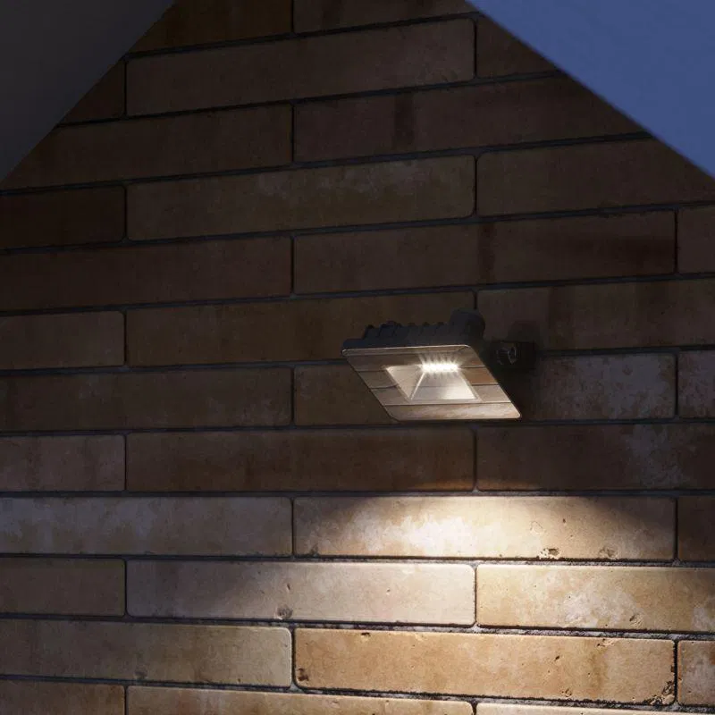 Qplus LED 投光灯 20W 6500K IP65 2200lm 200-240V 黑 GAUSS 613511320