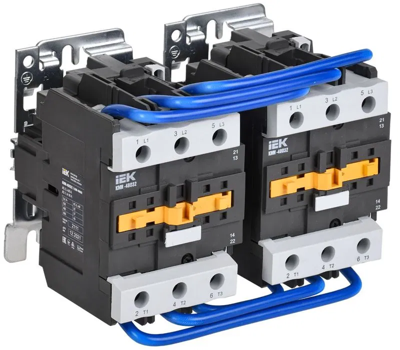 Контактор КМИ-48032 реверс 80А 230В/АС3 2НО 2НЗ KARAT IEK KKM43-080-230-22-1