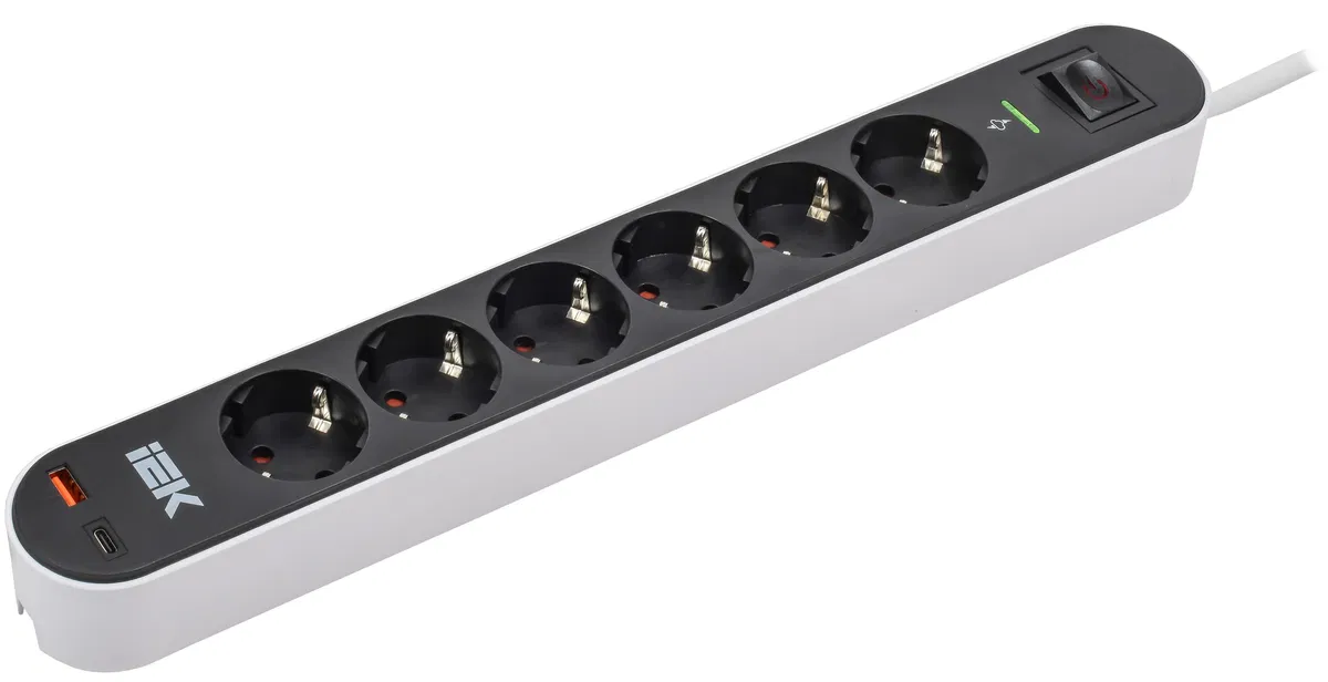 Фильтр сетевой СФ-06К 16А USB A+C 20Вт 1,5м 3х1,5мм2 черный IEK WFP10-16-06-01-ZKU-K02