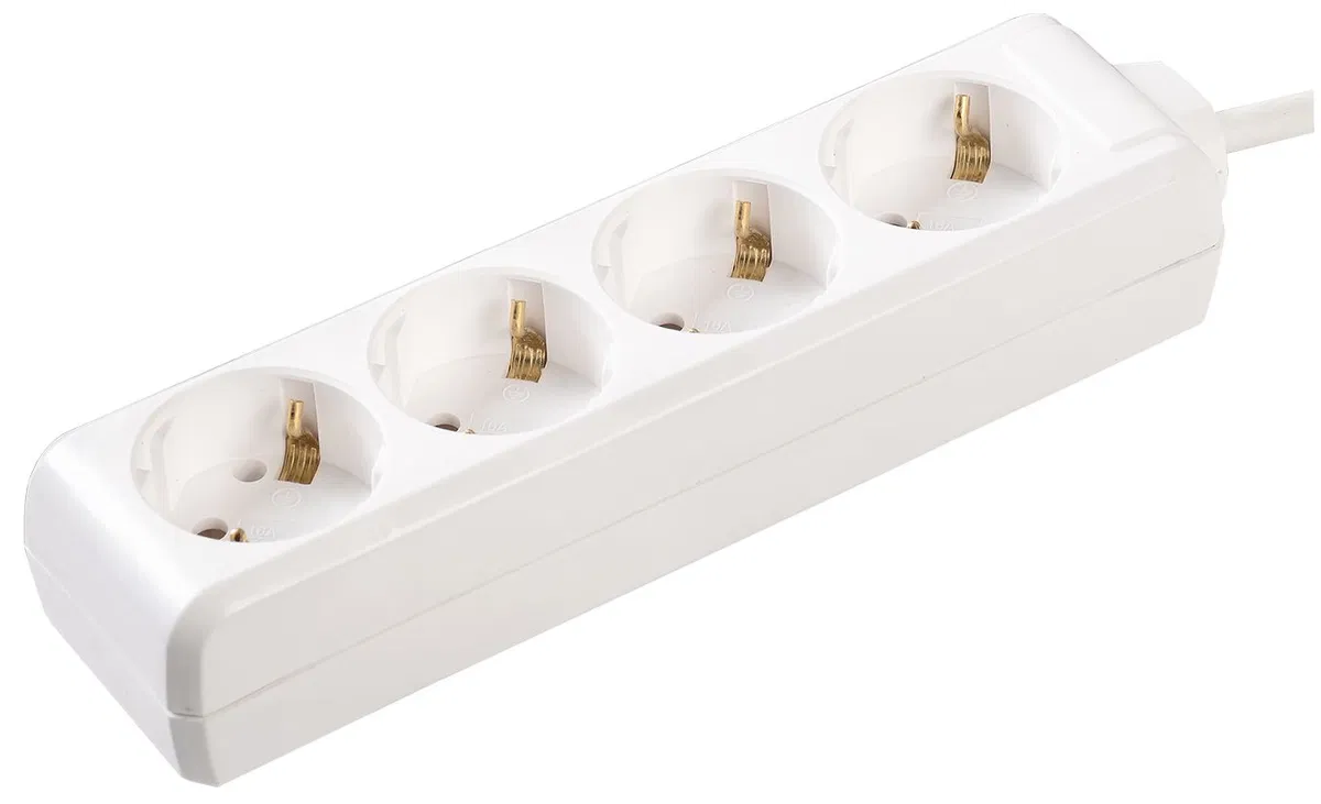 Extension cord U04 4 sockets with earthing 1.5m 3x1mm2 16A/250V IEK WYP10-16-04-01-Z-17