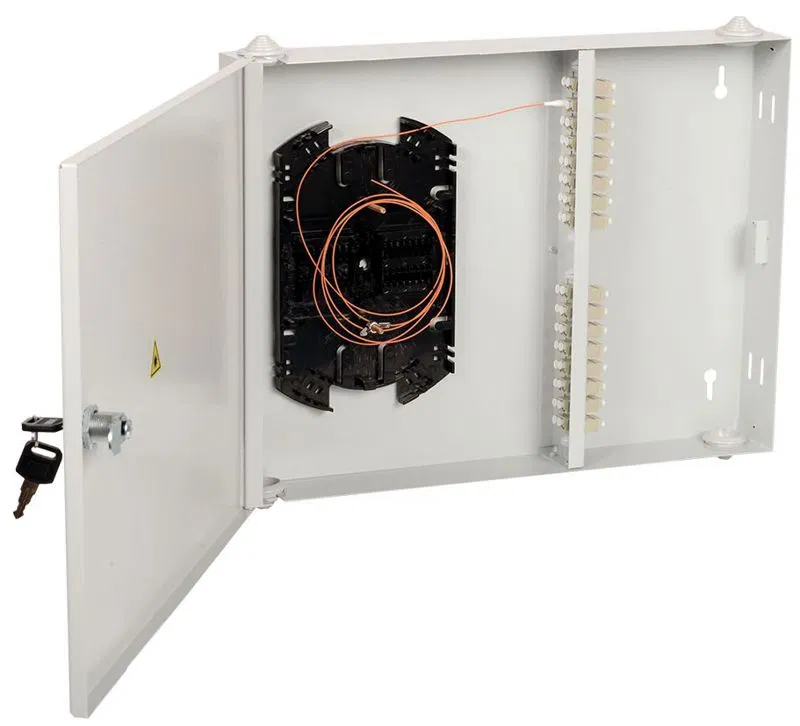 Кросс укомплектованный настенный SC (Simplex) 16 портов (OS2) ITK FOBX16-N-16SCUS09