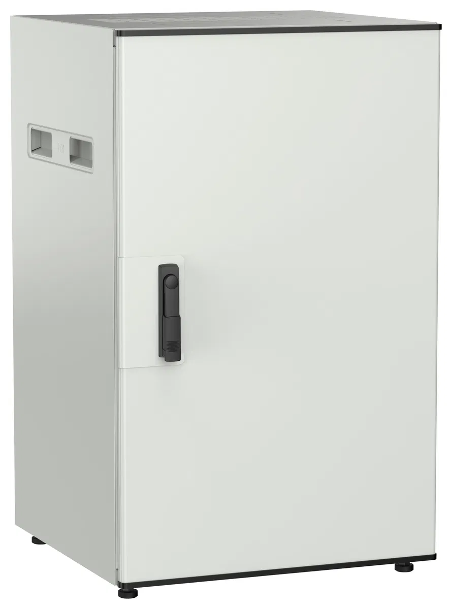 ITK UNITBOX N Шкаф сетевой 19" напольный 18U 600х600мм металлическая передняя дверь серый UBN35-18U66-M