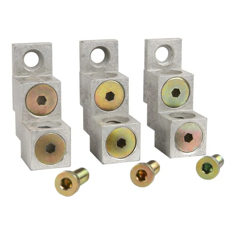 OptiMat D100; D160; D250 63-250A-УХЛ3-3шт 双电缆连接夹套装 КЭАЗ 318010