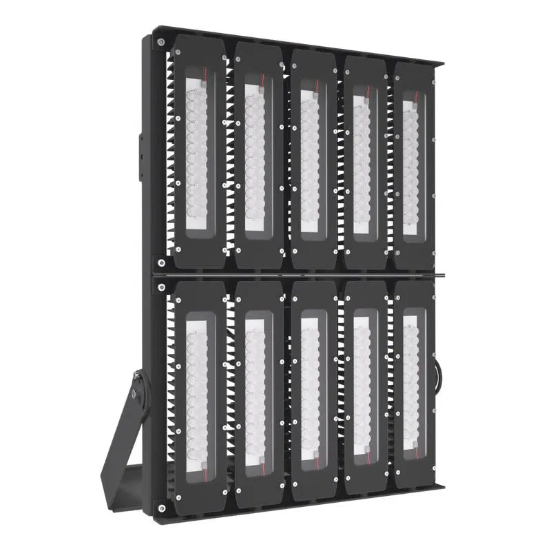 Прожектор светодиодный LAD LED R700-10-PC-30-750-D48-1000L1 ST 1000Вт IP67 5000К 230В CRI70 КСС типа "Г" крепление на лире ЛАДзавод LADR710PC30750D481000L1ST ЛАДзавод светотехники