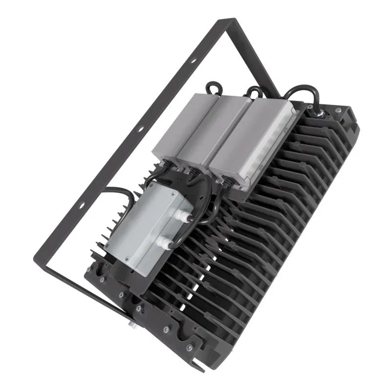Прожектор светодиодный LAD LED R700-3-PC-120-750-D36-255L1 PROM 255Вт IP67 5000К 230В CRI70 КСС типа "Д" крепление на лире ЛАДзавод LADR73PCLS750D36255L1PROM ЛАДзавод светотехники