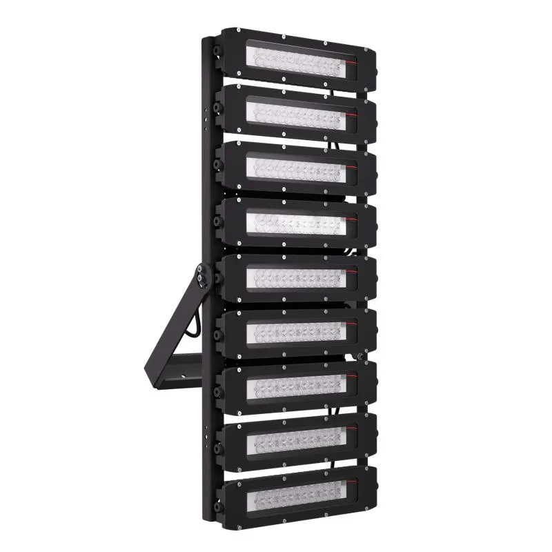 Прожектор светодиодный LAD LED R700-9-PC-30-750-D48-900L1 ST 900Вт IP67 5000К 230В CRI70 КСС типа "Г" крепление на лире ЛАДзавод LADR79PC30750D48900L1ST ЛАДзавод светотехники