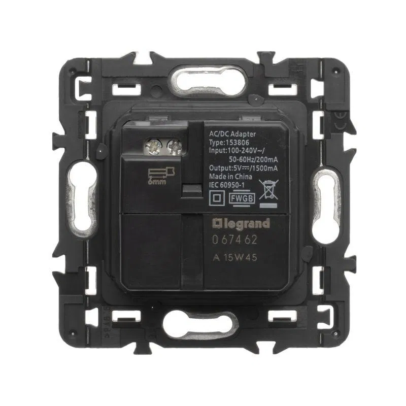 面板 - Celiane 系列程序 - 2 x USB 1500 mA 充电器, 卡号 0 674 62 - 白色 068256 Legrand