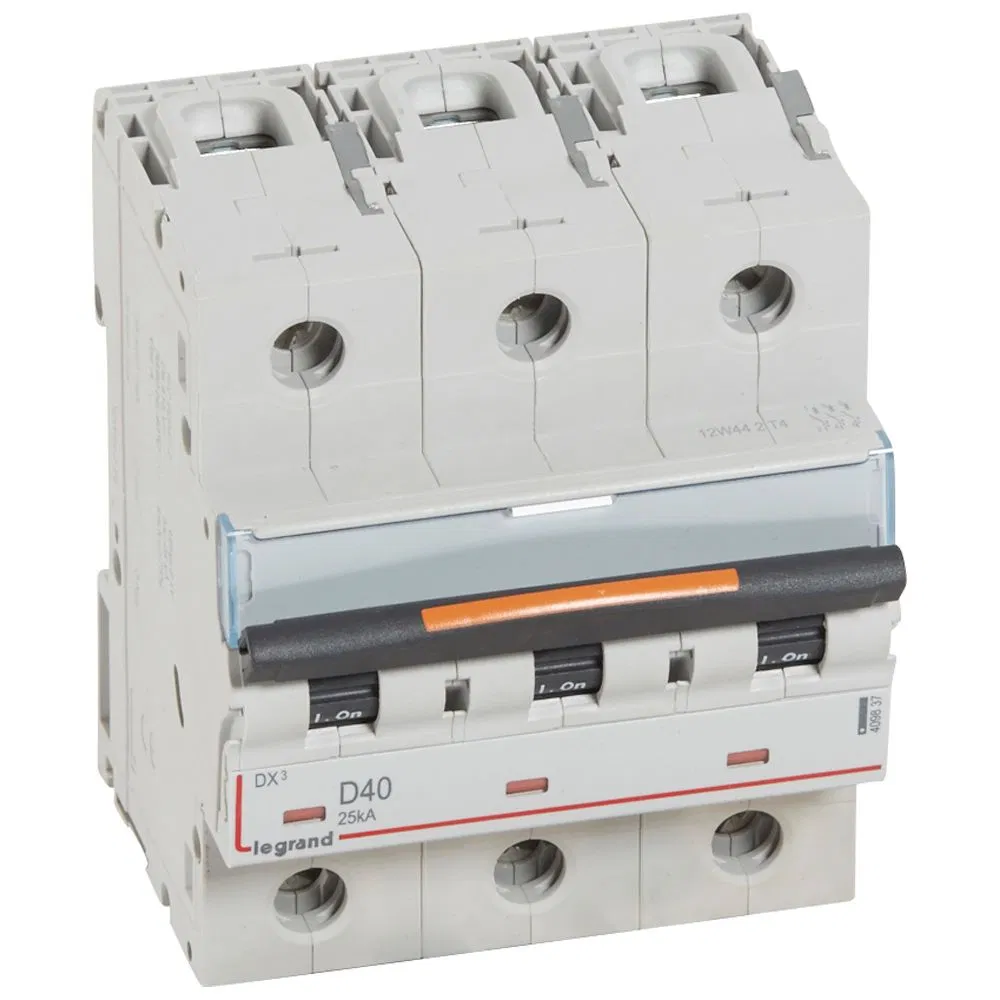 Авт.выкл.DX3 3П D40A 25кА 409837 Legrand