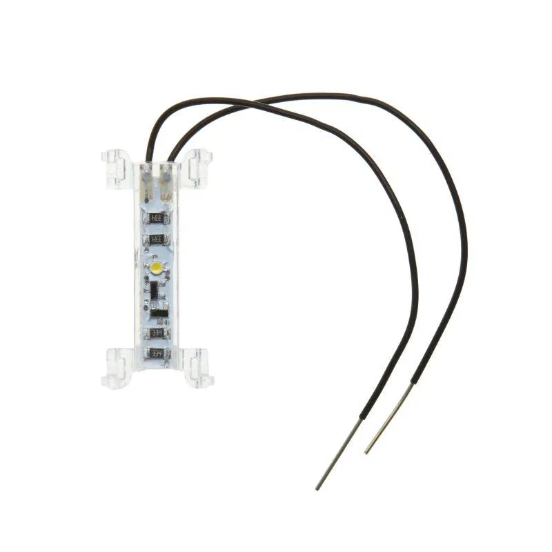 LED lamp for wired connection to a intermediate switch 230V, 0.15mA