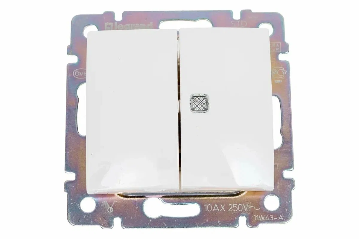 VALENA DIY Выключатель 2-клавишный с индикацией схема 5L 10АХ безвинтовые зажимы белый 694278 Legrand