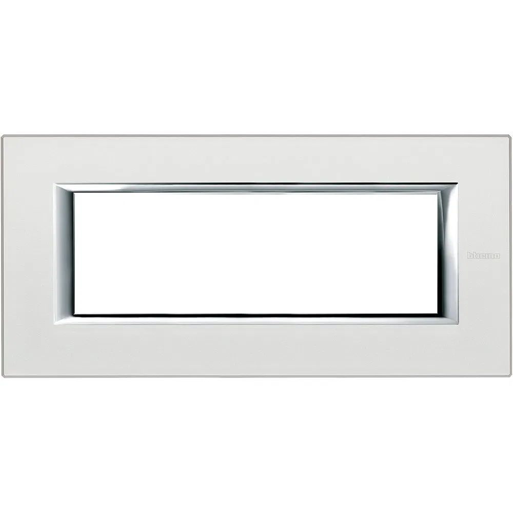 Axolute Рамка прямоугольная 6м, цвет серебро HA4806SAN Legrand