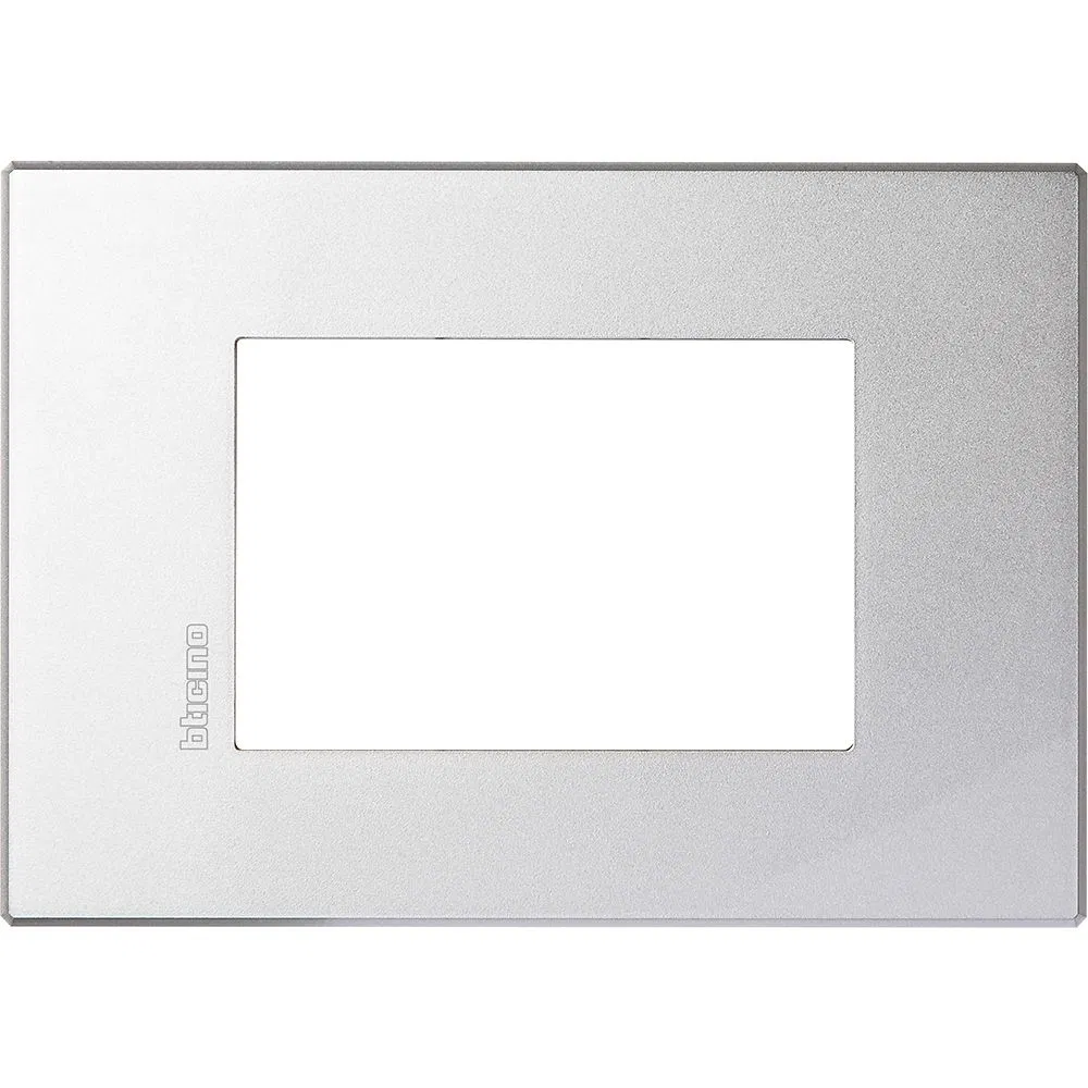 AXOLUTE Air рамка,итальянская модульность, 3 модуля, Алюминий HW4803HC Legrand