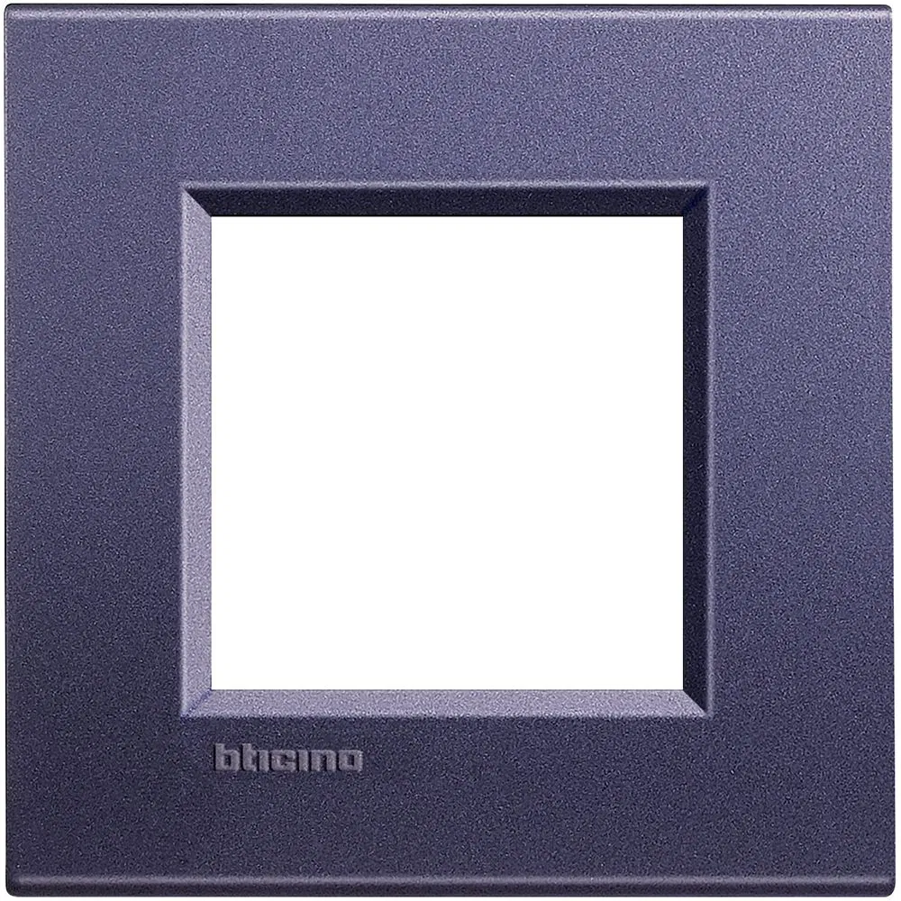 LivingLight Рамка прямоугольная, 1 пост, цвет Синий шелк LNA4802CB Legrand