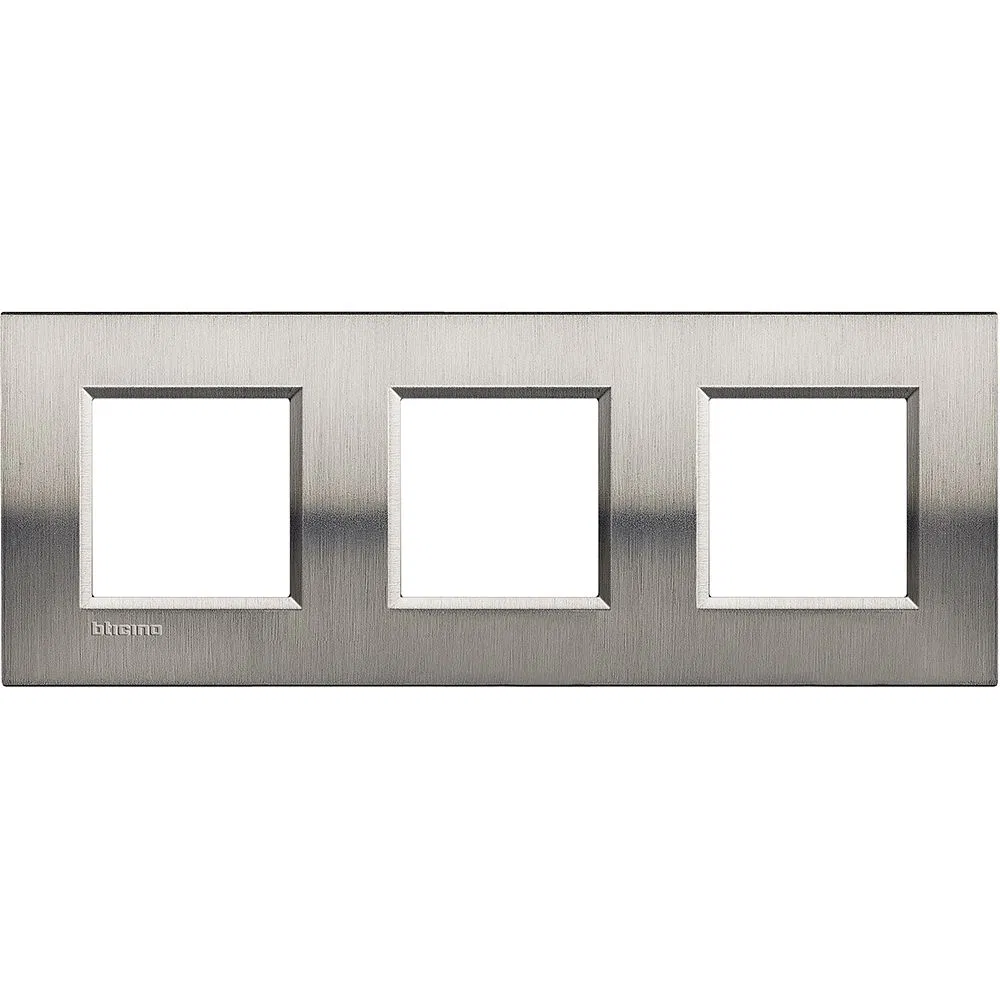 LivingLight Рамка прямоугольная, 3 поста, цвет Фактурная сталь LNA4802M3ACS Legrand