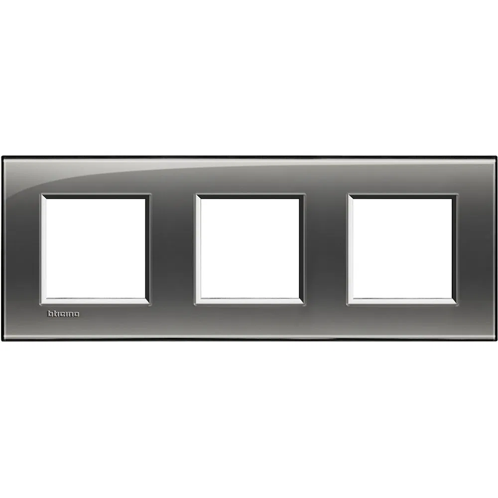 LivingLight Рамка прямоугольная, 3 поста, цвет Лондонский туман LNA4802M3KF Legrand