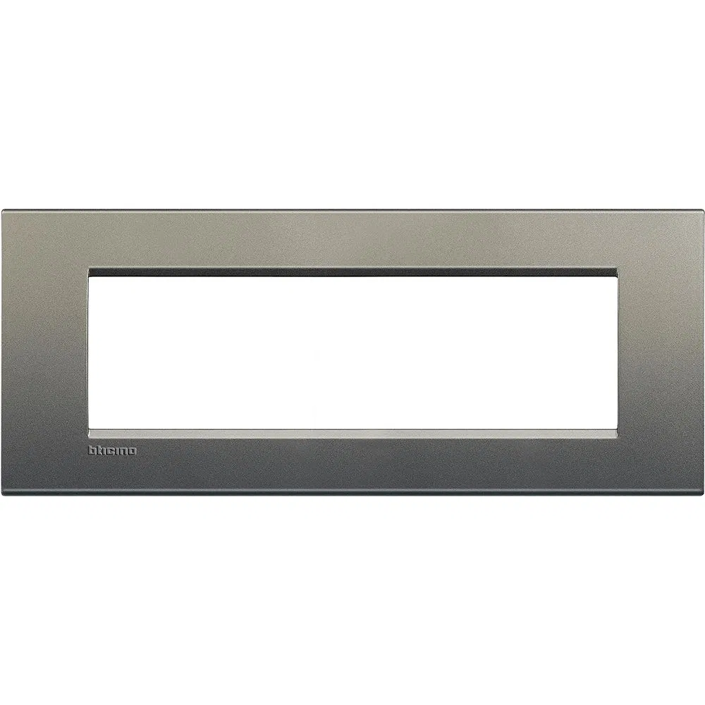 LivingLight Рамка прямоугольная, 7 модулей, цвет Серый шелк LNA4807AE Legrand