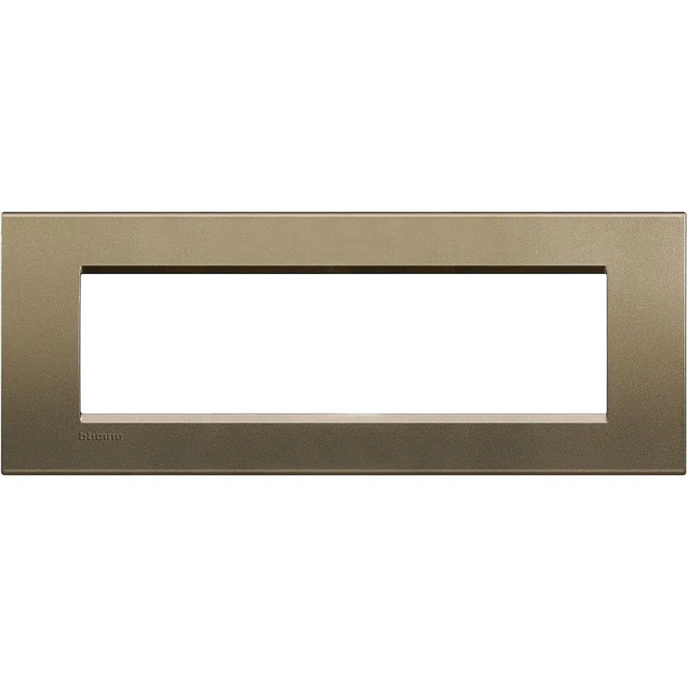 LivingLight Рамка прямоугольная, 7 модулей, цвет Коричневый шелк LNA4807SQ Legrand