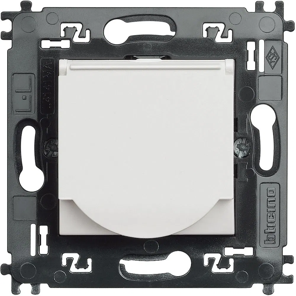 LivingLight Розетка 2К+З с крышкой и суппортом, цвет белый N4141MAP Legrand