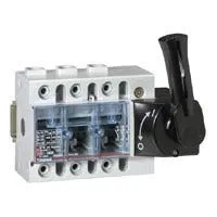 Выключатель-разъединитель Vistop - 160 A - 3П - рукоятка спереди - чёрная рукоятка 022551 Legrand