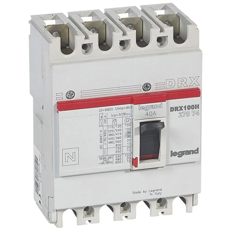 Circuit breaker 4p 40A 36kA DRX125 thermomagnetic trip Leg 027074 Legrand