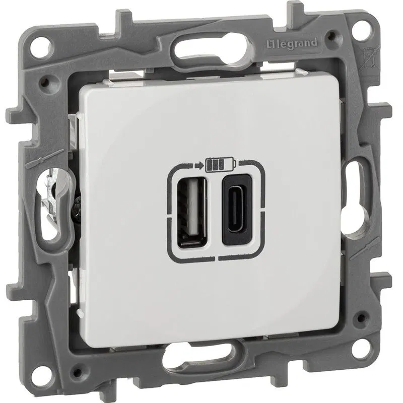 ETIKA USB Socket A+C 15W white 672236 Legrand