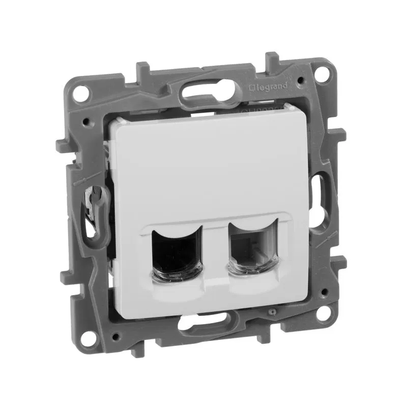 Розетка компьютерная + телефонная 2-м СП Etika RJ45 + RJ11 кат.5E UTP механизм бел. IEK 672252 Legrand (группа IEK)