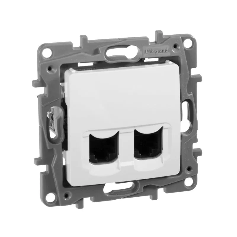 Розетка компьютерная 2-м СП Etika RJ45 кат.5E UTP механизм бел. IEK 672255 Legrand (группа IEK)