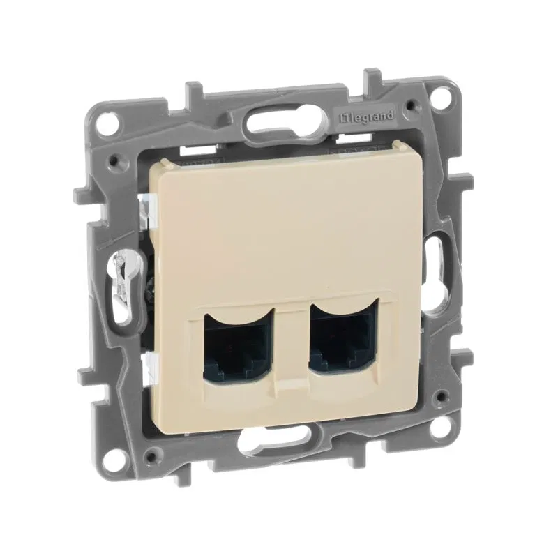 Розетка компьютерная 2-м СП Etika RJ45 кат.6 UTP механизм сл. кость IEK 672354 Legrand (группа IEK)