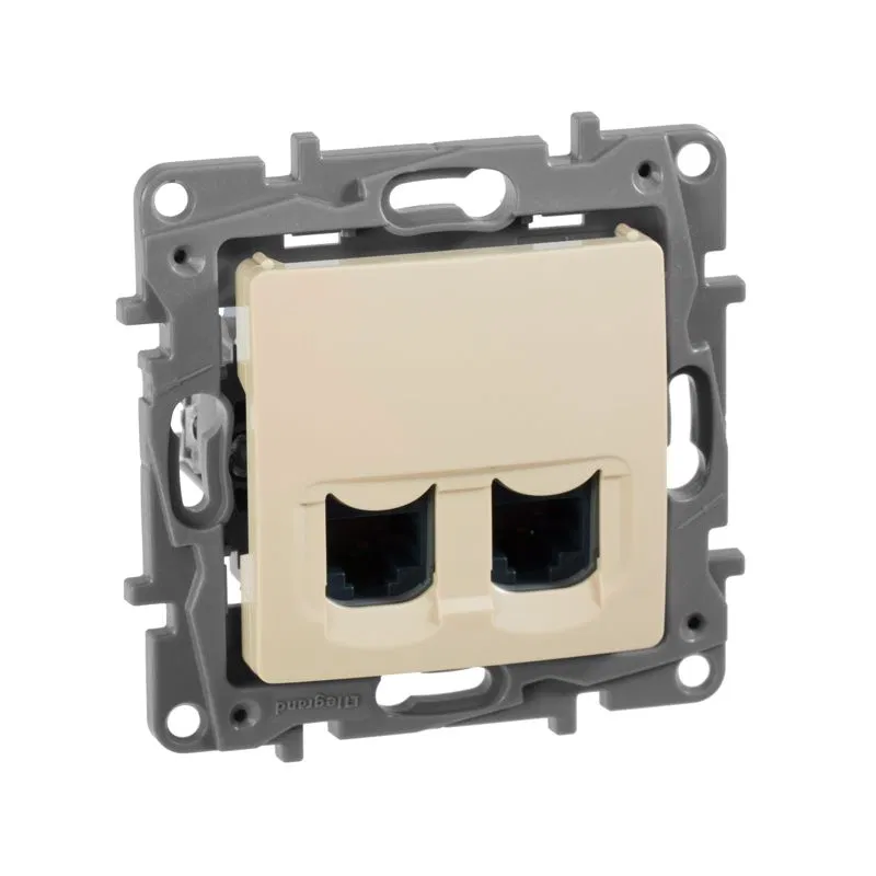 Розетка компьютерная 2-м СП Etika RJ45 кат.5E UTP механизм сл. кость IEK 672355 Legrand (группа IEK)