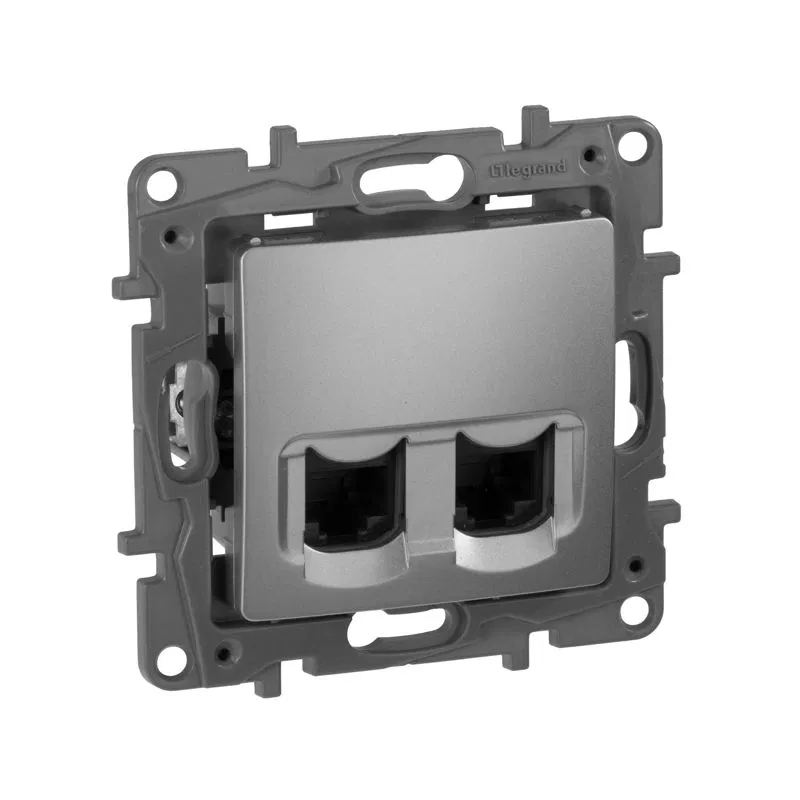 Розетка компьютерная 2-м СП Etika RJ45 кат.5E UTP механизм алюм. IEK 672455 Legrand (группа IEK)