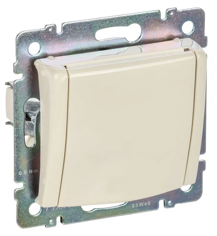 Розетка 1-м СП Valena 16А IP21 2P+E с заземл. с крышкой немецк. стандарт механизм сл. кость (DIY-упак.) IEK 695614 Legrand (группа IEK)