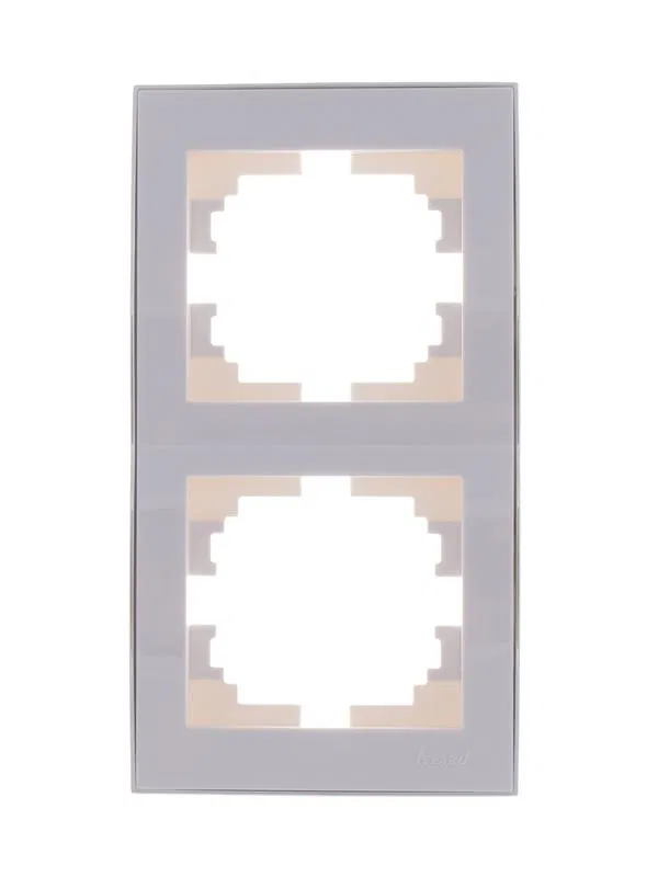 Рамка 2-м Rain вертикал. с хром. боковой вставкой бел. LEZARD 703-0225-152