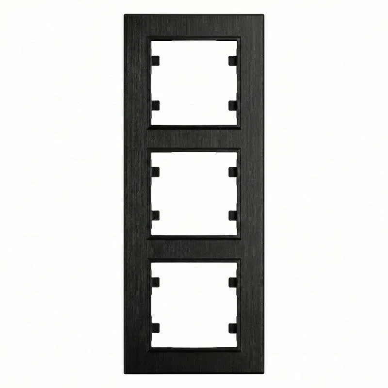 Рамка 3-м вертикальная Karea LINE черн. Makel 86054708